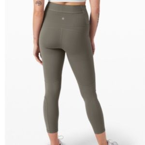 LuLulemon Rogue Renegade SHR Tight 25”